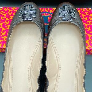 Brown Tory Burch ballerina